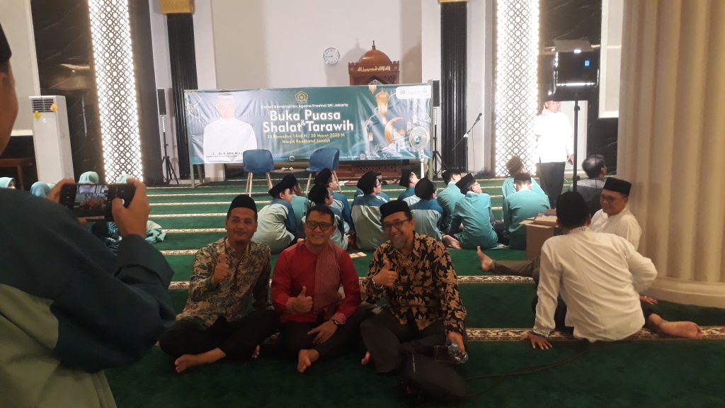 Optimalkan Silaturahmi di Bulan Ramadan, Kanwil Kemenag DKI Gelar Acara Buka Puasa dan Shalat Tarawih Berjamaah 1 IMG-20250320-WA0010