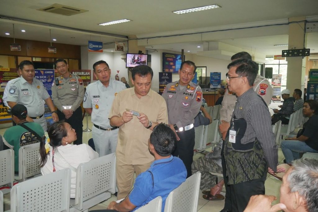 Dampak Program Pemutihan Pajak Kendaraan, PAD Jateng Meroket Tajam 1 67f76ccb7905d