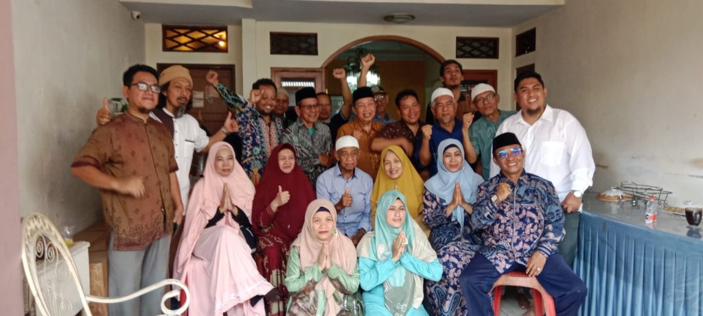 Ketua RT005/017 Jakarta Barat Gelar Open House 1 IMG-20250407-WA0027