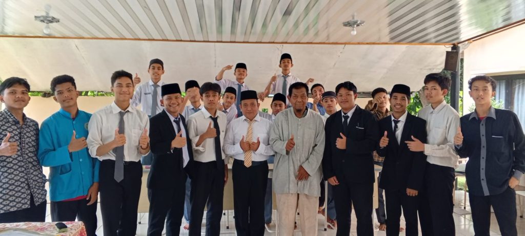 Pondok Pesantren Quantum IDEA Kota Bekasi Siap Cetak Guru Handal 1 IMG-20250423-WA0066