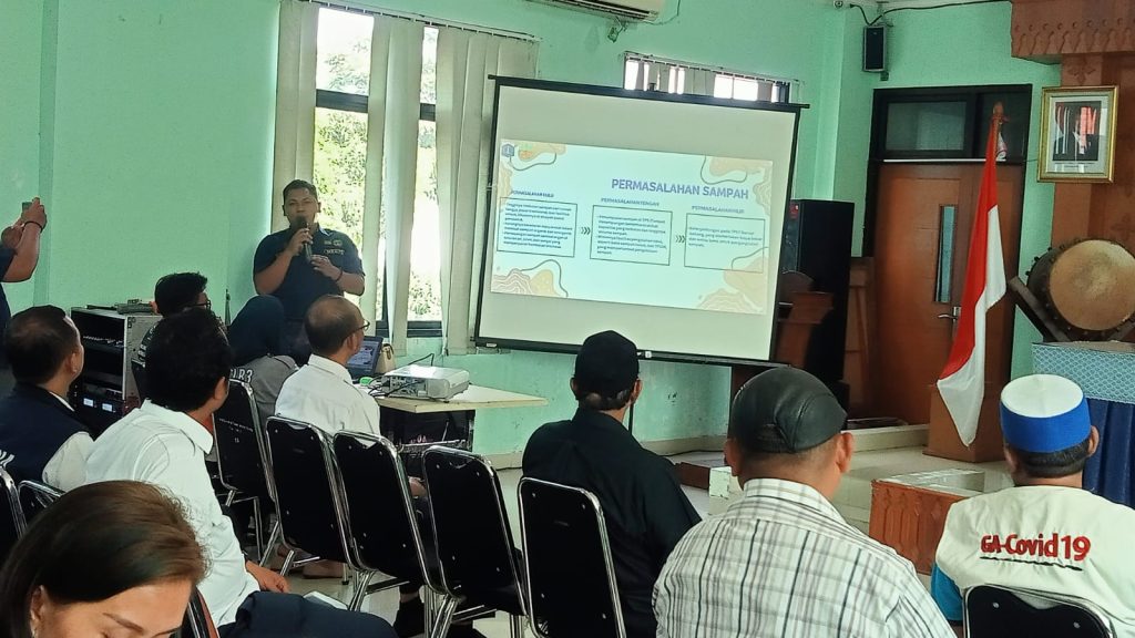 Sudin LH Jakpus Gelar Sosialisasi Pengelolaan Sampah di Kecamatan Menteng 1 IMG-20250430-WA0030