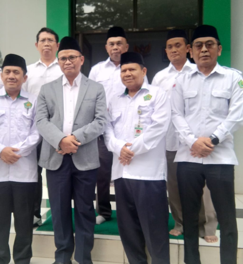 Kepala Kanwil Kemenag DKI Buka Acara Raker MAN 19 Jakarta 1 IMG-20250624-WA0020
