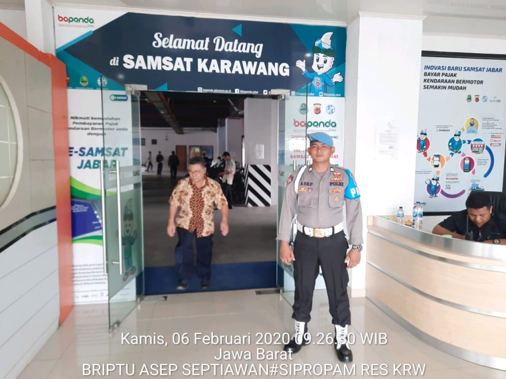 Biaya Mutasi Kendaraan Bermotor di Samsat Kabupaten Karawang Membengkak ? Baur Mutasi : Pungli itu Hal yang Biasa 1 WhatsApp-Image-2020-02-06-at-10.00.07